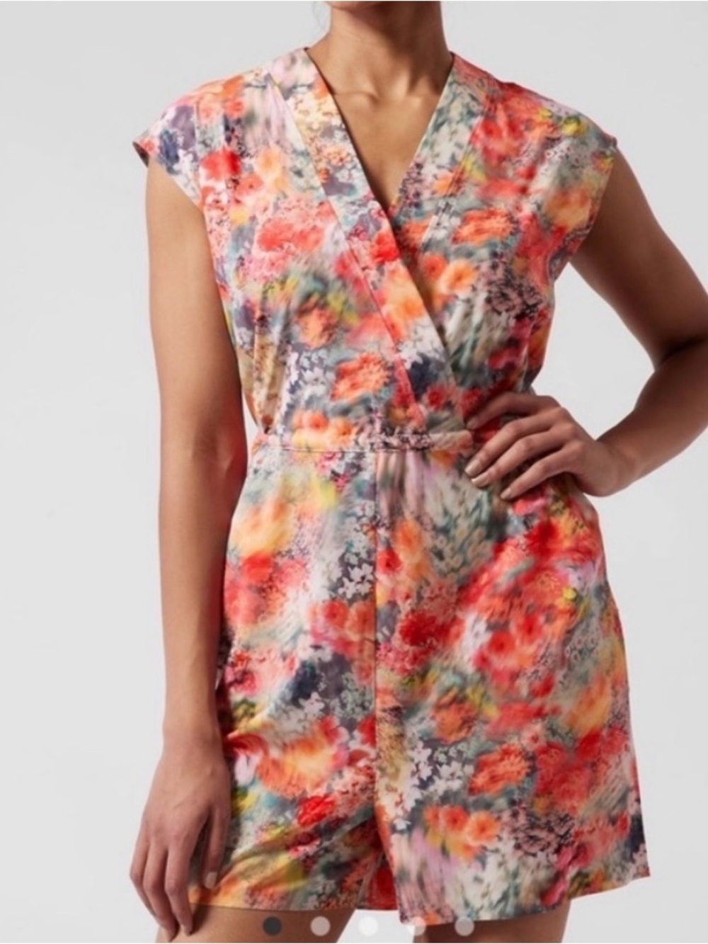 Athleta Marlow Romper pink florsl print
Size S